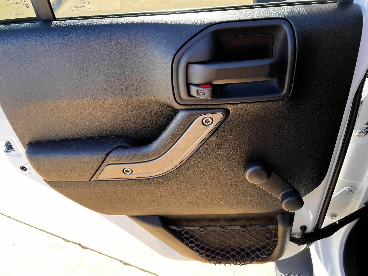 Used 2018 Jeep Wrangler Unlimited Sport w/ Connectivity Group image 14