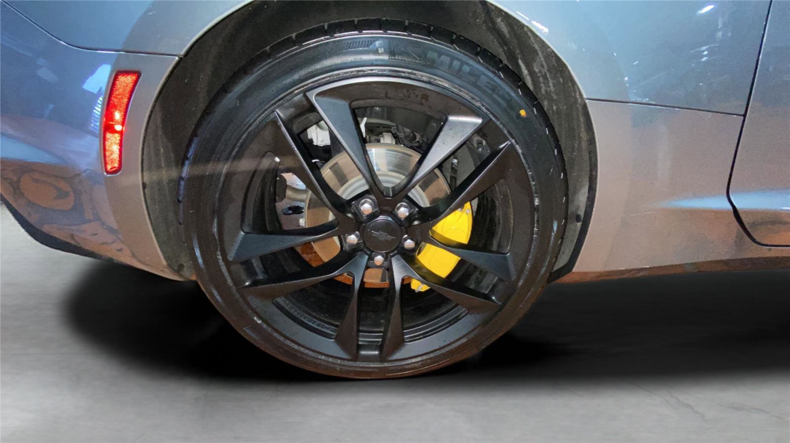 Used 2023 Chevrolet Camaro LT w/ RS Package image 22