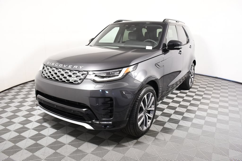 Certified 2026 Land Rover Discovery Limited Edition AWD/4WD image 1
