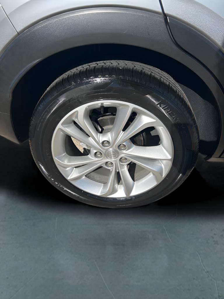 Used 2023 Buick Encore GX Preferred image 6