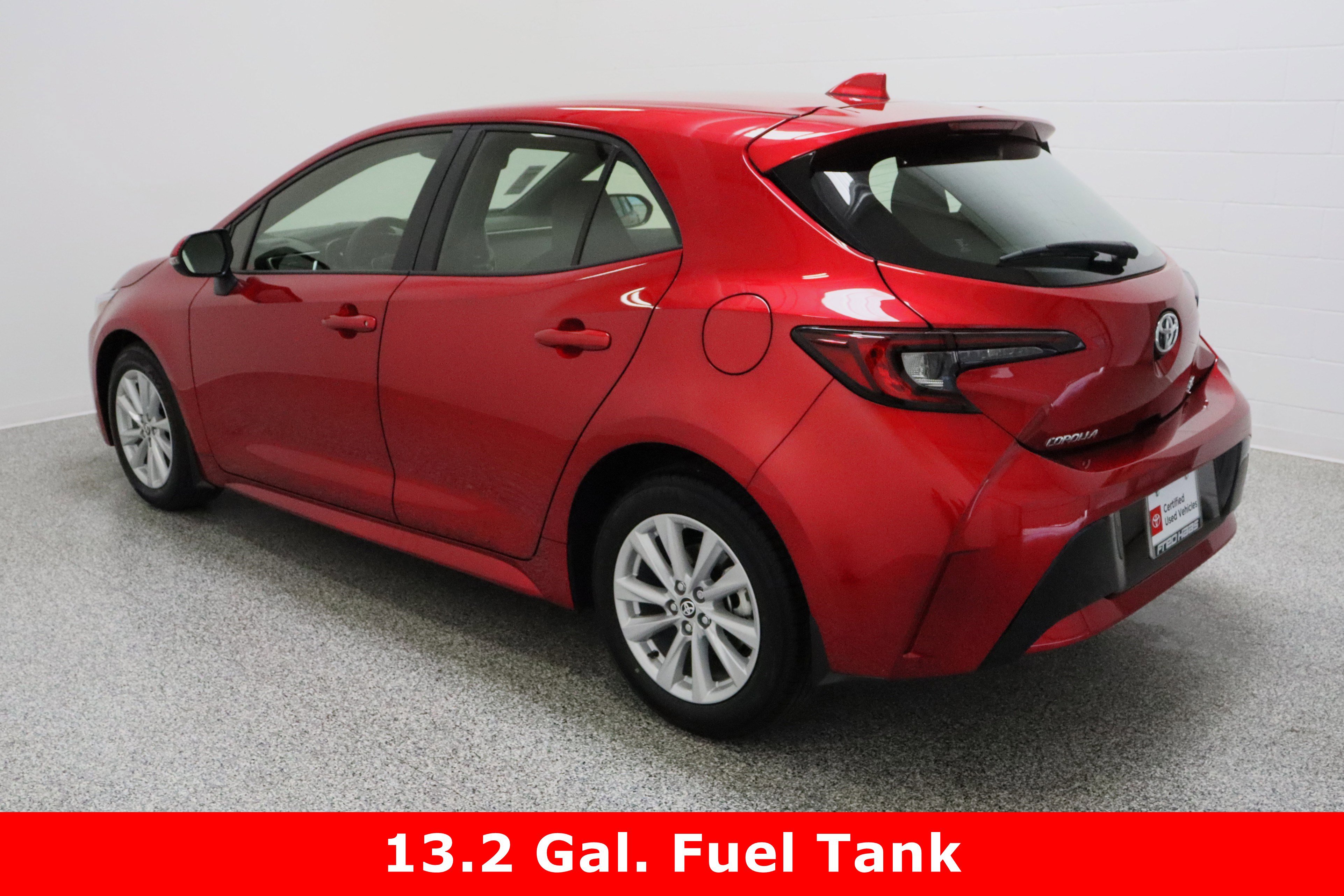 Certified 2025 Toyota Corolla SE image 9