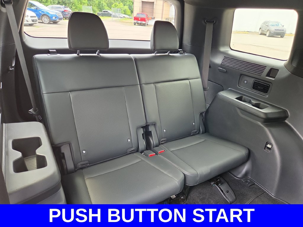 Used 2025 Hyundai Santa Fe Calligraphy AWD/4WD image 15