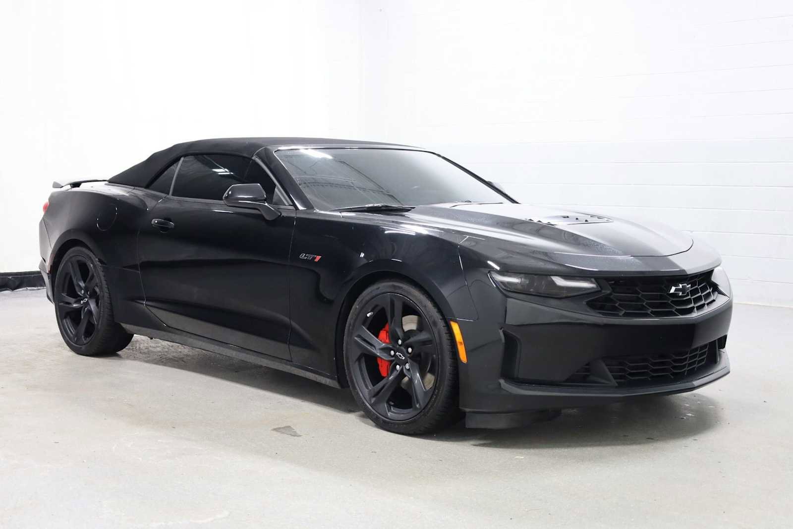 Used 2023 Chevrolet Camaro LT w/ Technology Package image 13