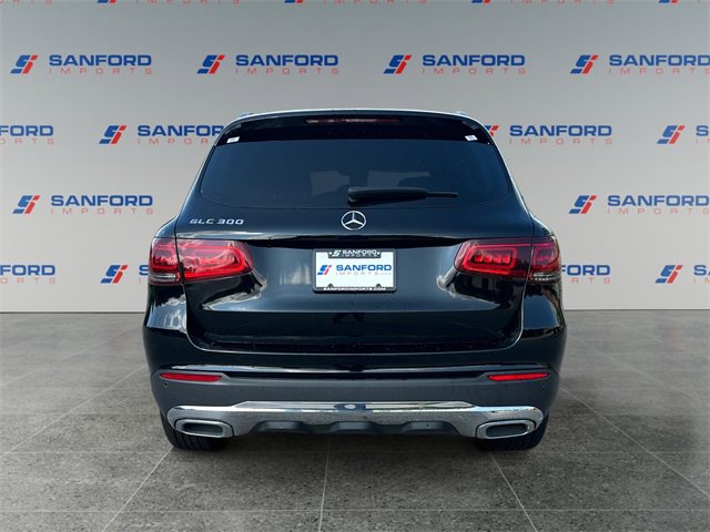 Used 2022 Mercedes-Benz GLC 300 image 4