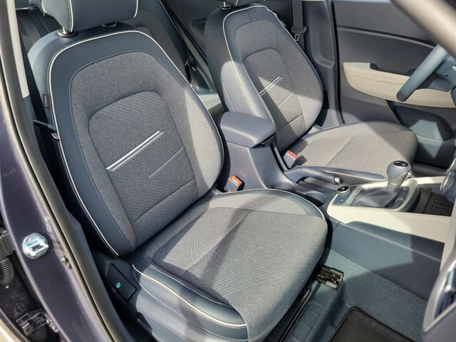 New 2026 Hyundai Venue SEL image 18