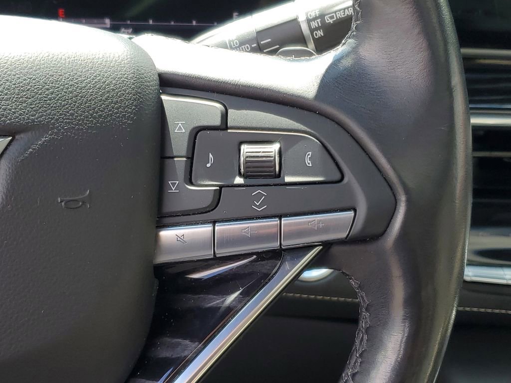 Used 2021 Cadillac Escalade Sport w/ Driver Assist Tech Package image 16