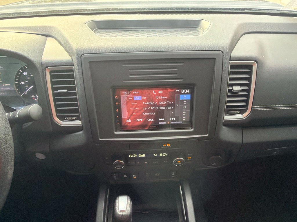 Used 2022 Nissan Frontier SV RWD image 27