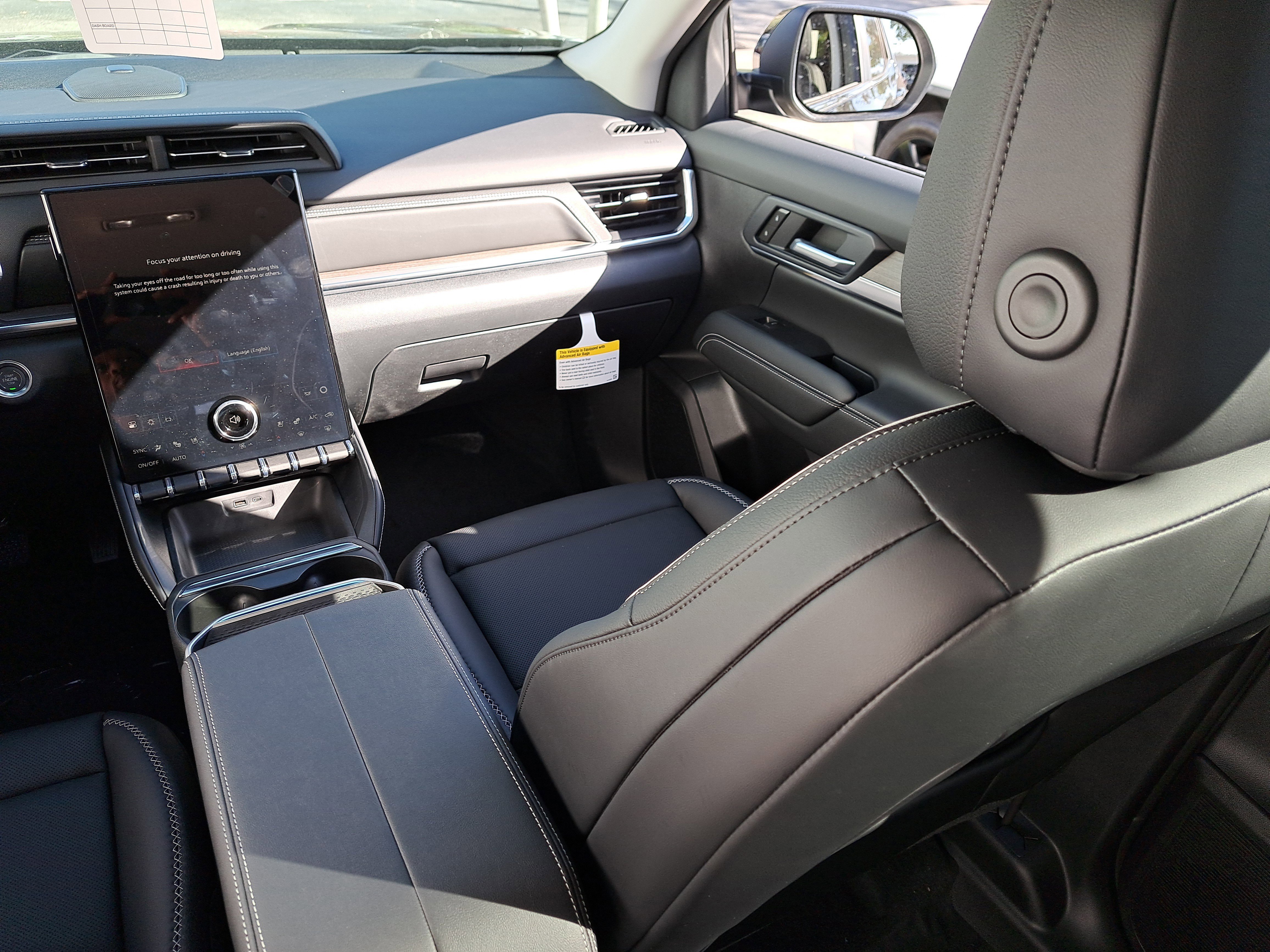 New 2026 GMC Terrain Denali w/ LPO, Black Badging Package image 17