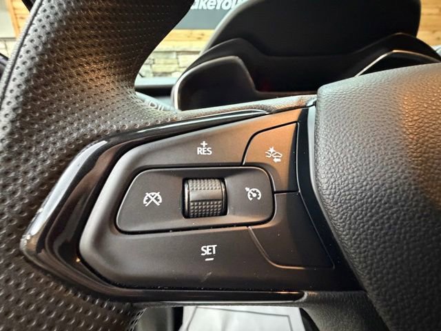 Used 2023 Chevrolet TrailBlazer LT w/ Convenience Package AWD/4WD image 23