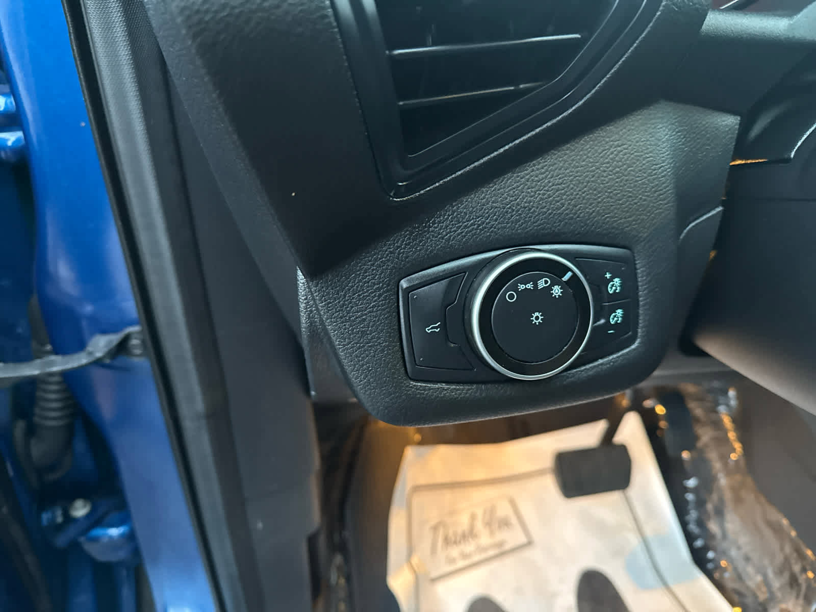 Used 2017 Ford Escape S image 17