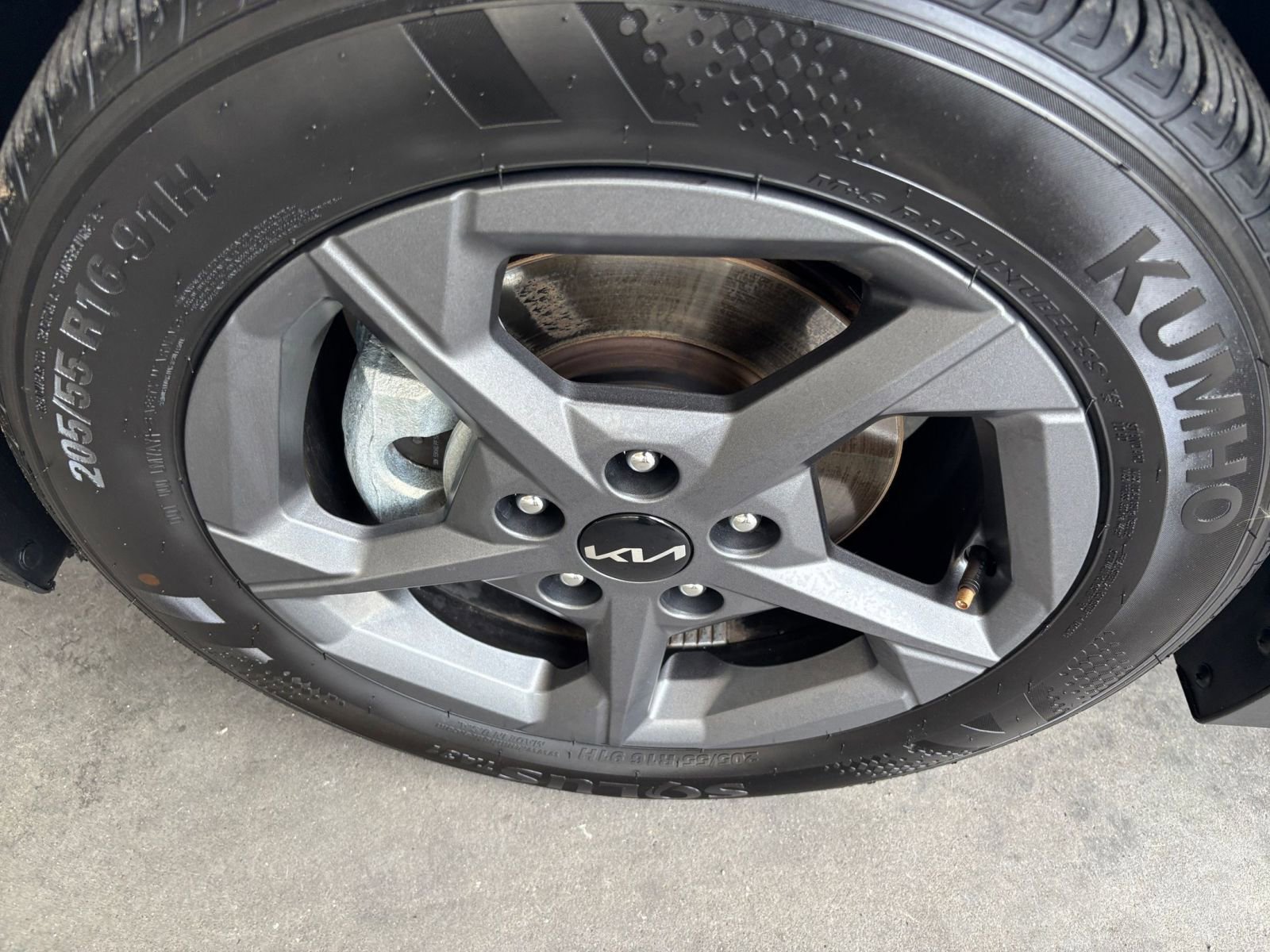 Used 2025 Kia K4 LXS FWD image 31