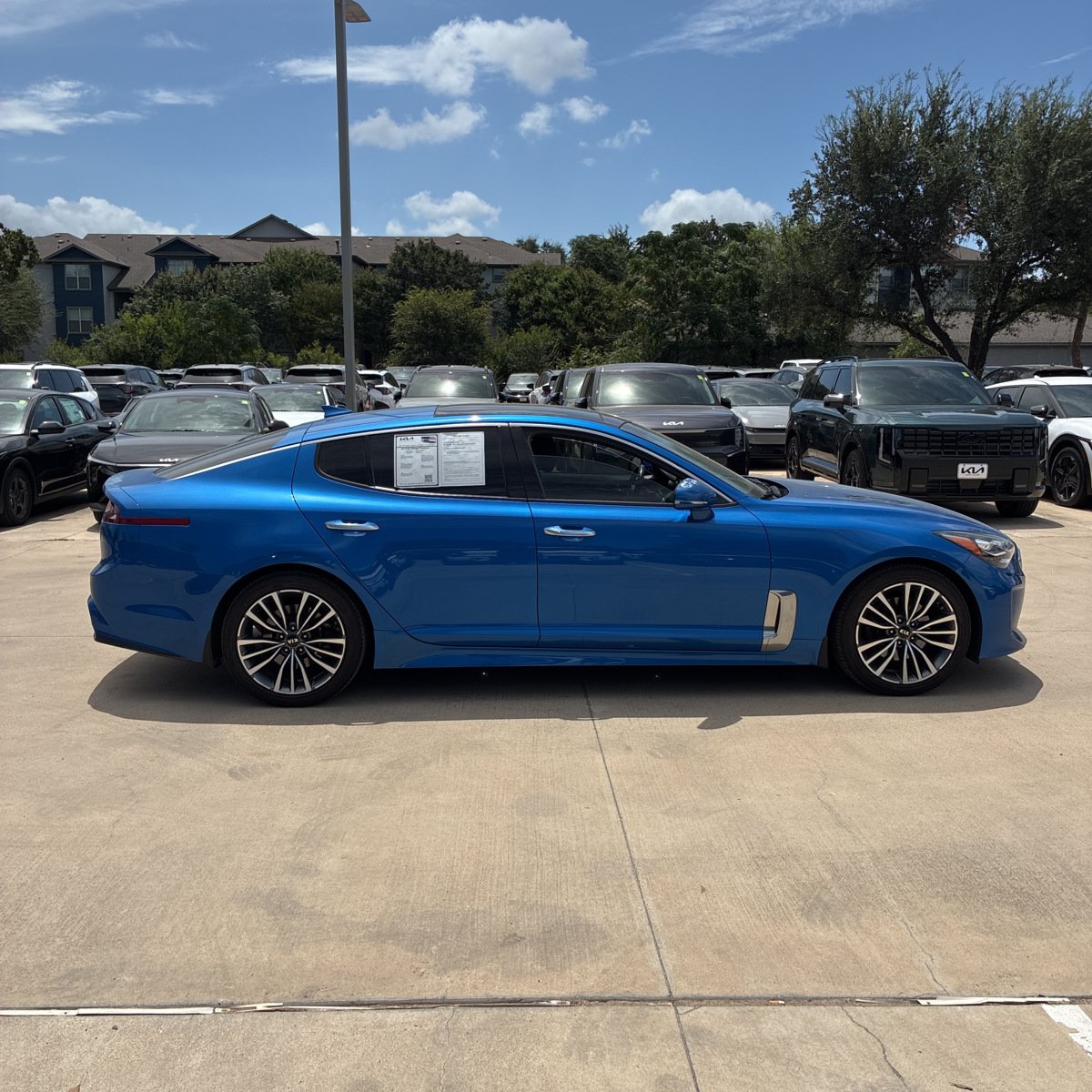 Used 2018 Kia Stinger Premium RWD image 3