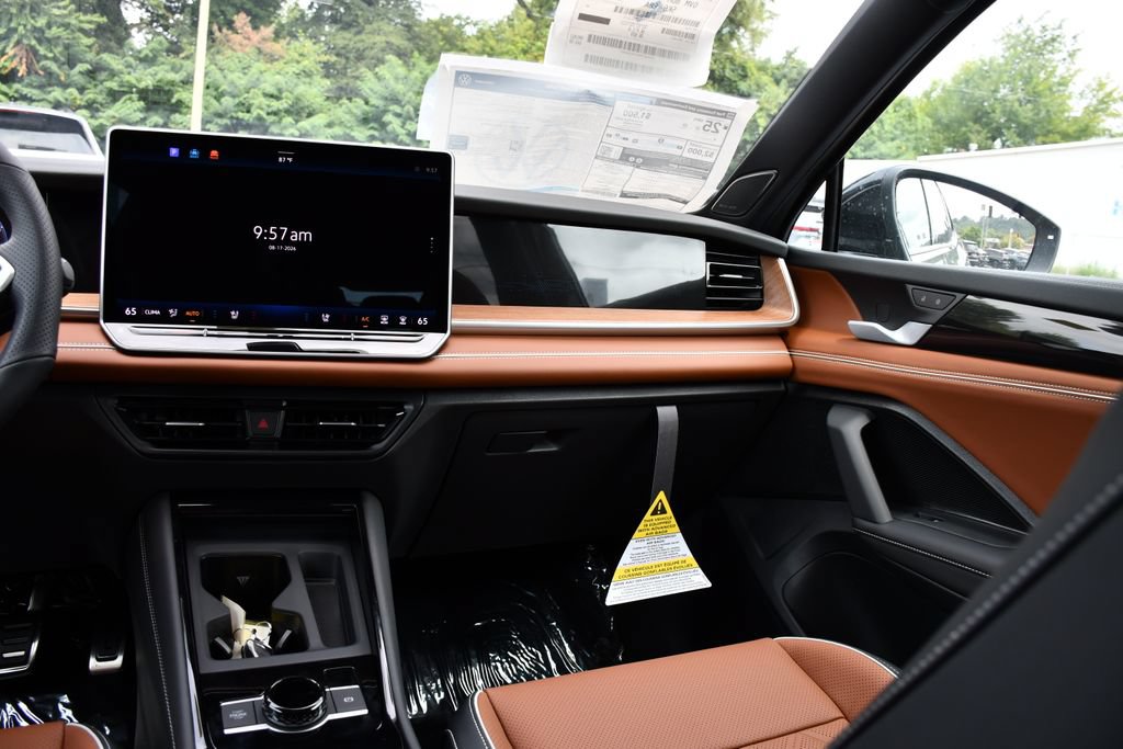 New 2026 Volkswagen Tiguan SEL R-Line AWD/4WD image 24