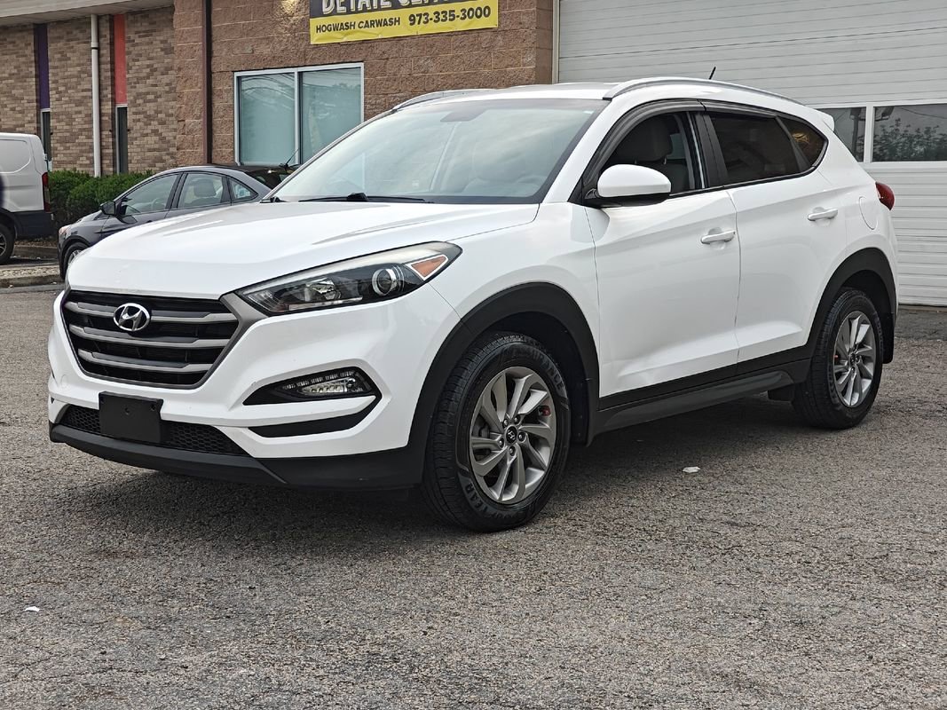 Used 2016 Hyundai Tucson SE w/ Option Group 02 AWD/4WD image 8