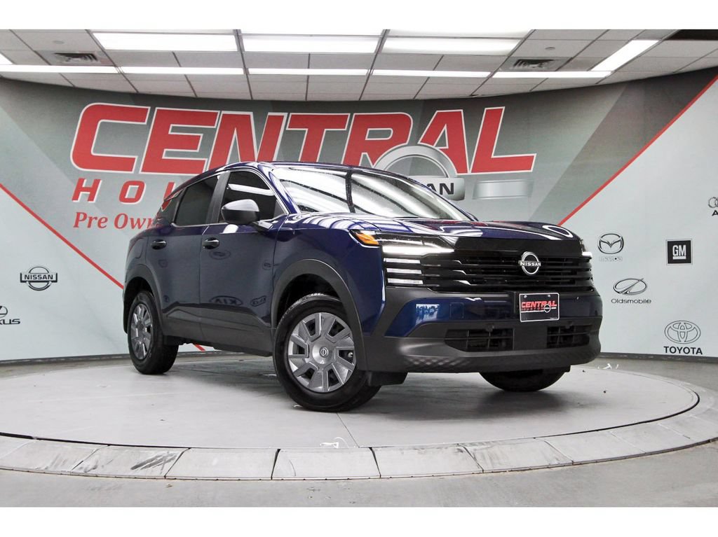 Used 2026 Nissan Kicks S w/ Charging Package FWD image 1