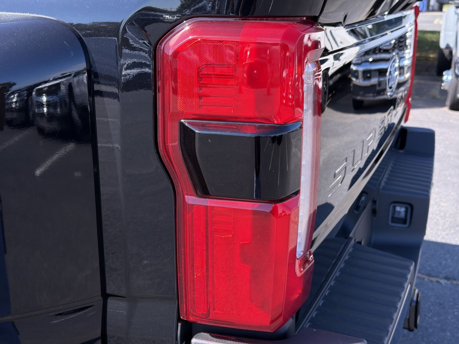 New 2027 Ford F450 XLT w/ 360-Degree Camera Package AWD/4WD image 17
