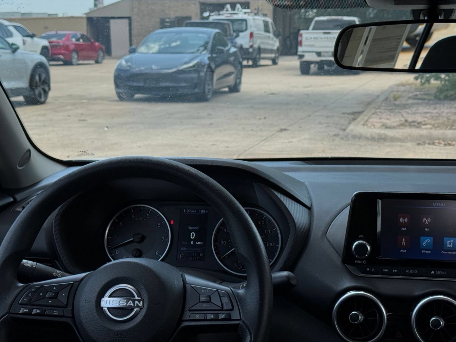 Used 2025 Nissan Sentra S FWD image 33