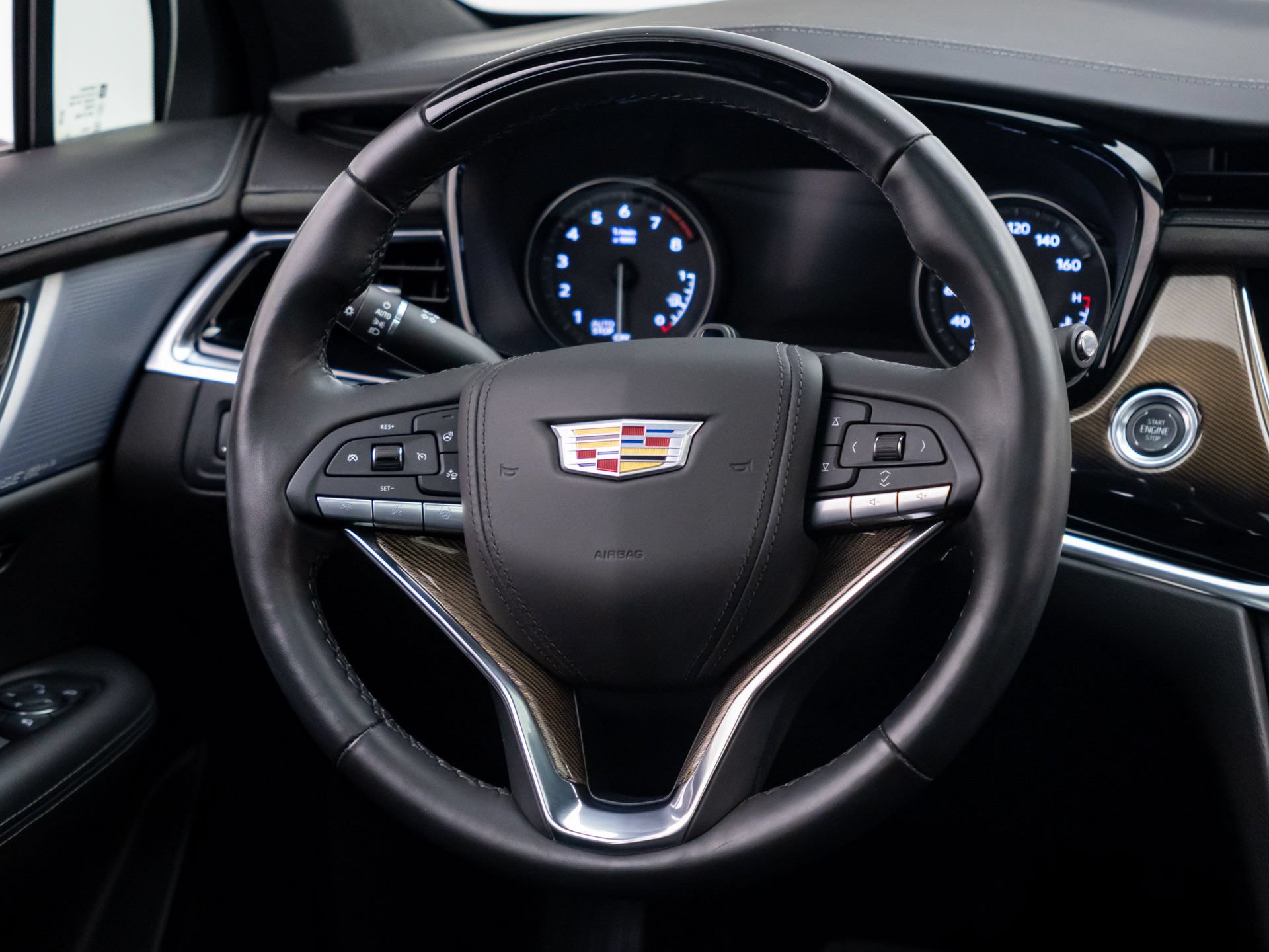 Certified 2025 Cadillac XT6 Premium Luxury w/ Platinum Package AWD/4WD image 13