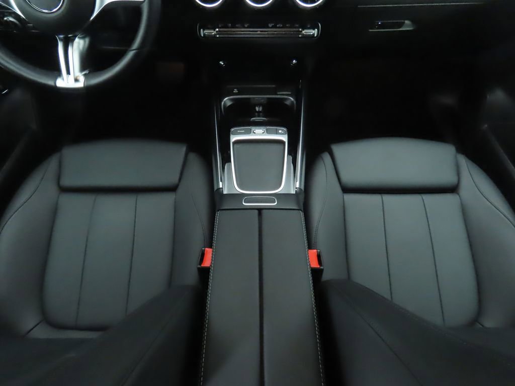 Certified 2025 Mercedes-Benz GLA 250 image 16