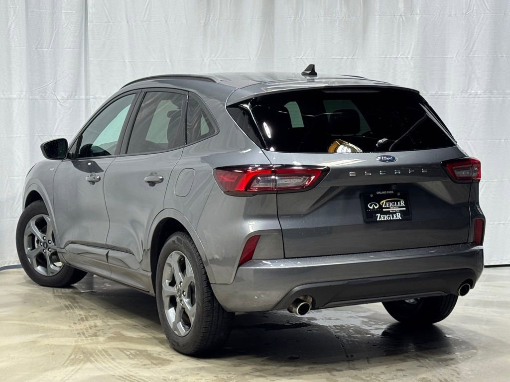 Used 2024 Ford Escape ST-Line FWD image 4