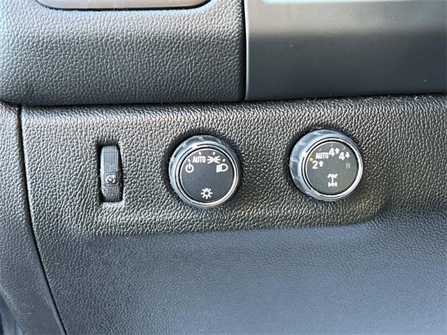 Used 2019 Chevrolet Colorado LT image 30