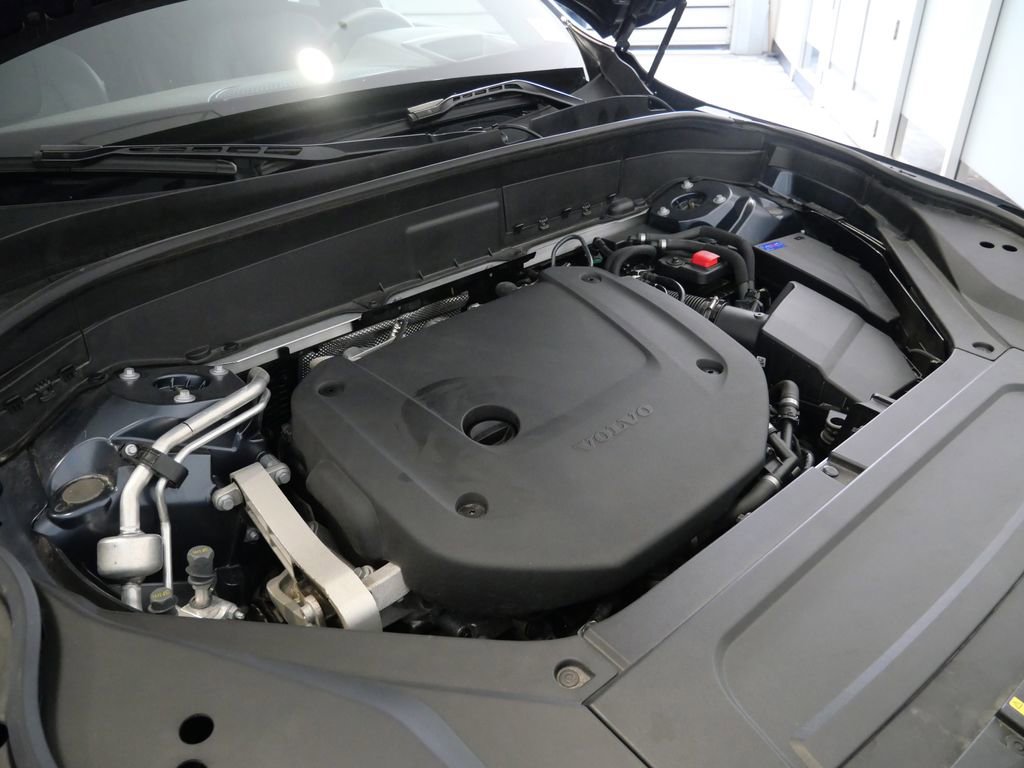 Used 2023 Volvo XC90 B6 Ultimate image 11