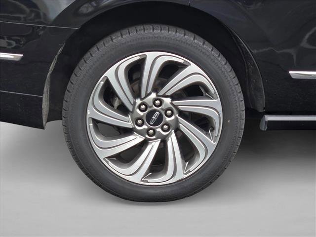 Used 2023 Lincoln Navigator Reserve image 25