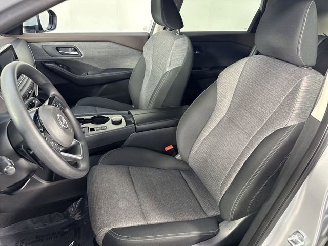 Used 2023 Nissan Rogue SV image 21