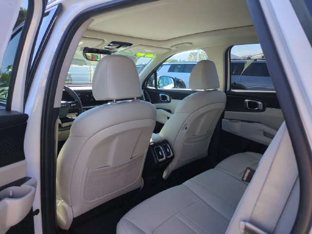 Certified 2026 Kia Sorento S w/ S Panoramic Sunroof Package FWD image 26