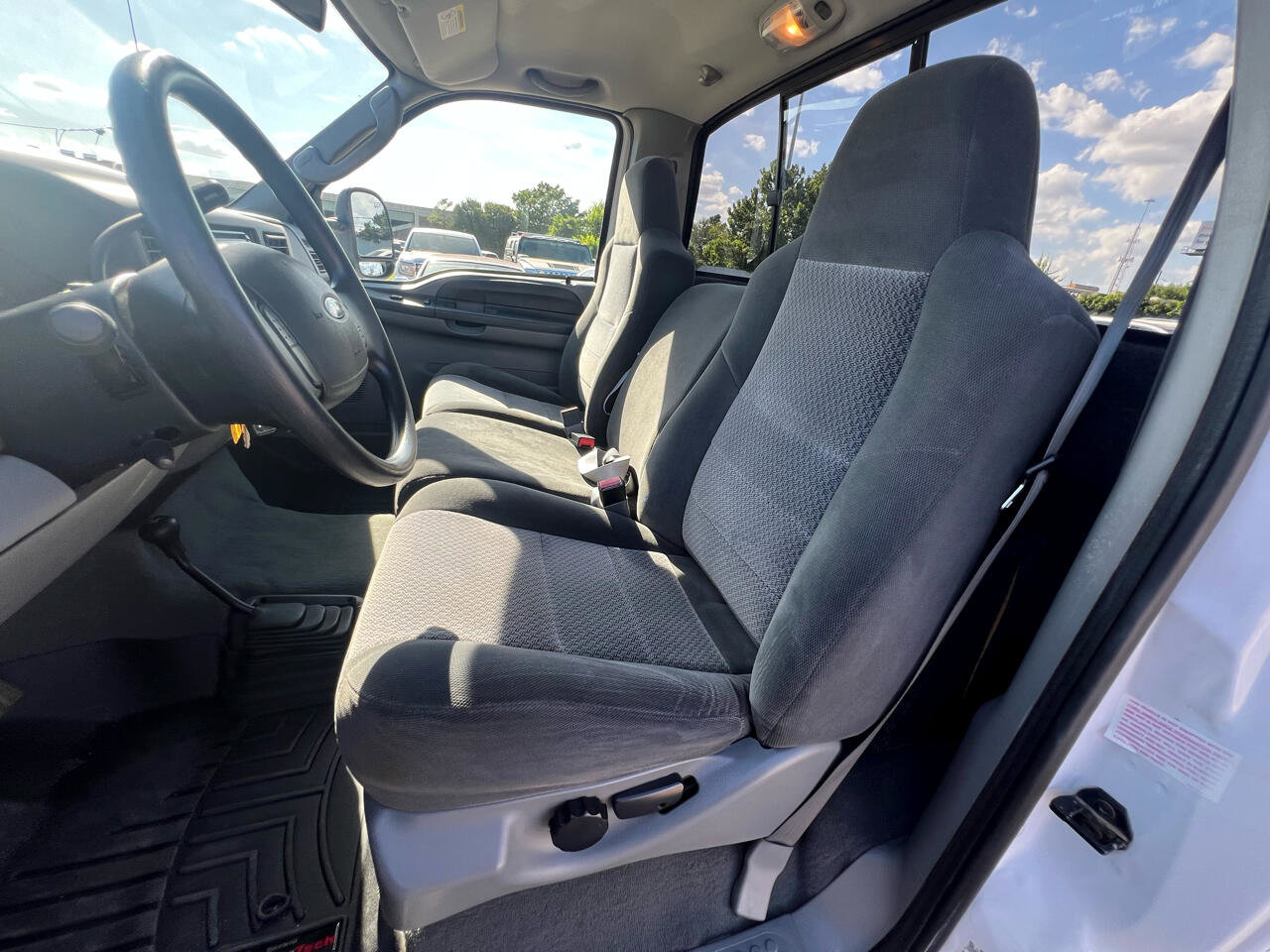 Used 2003 Ford F250 XL image 31