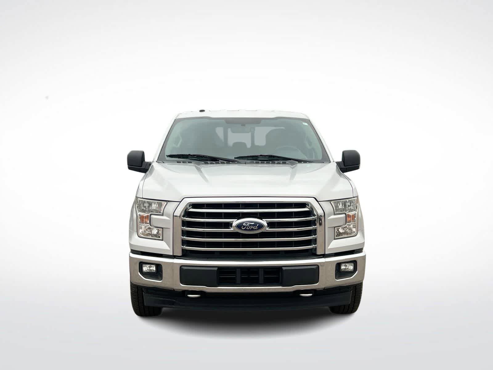 Used 2017 Ford F150 XLT w/ Equipment Group 302A Luxury image 3