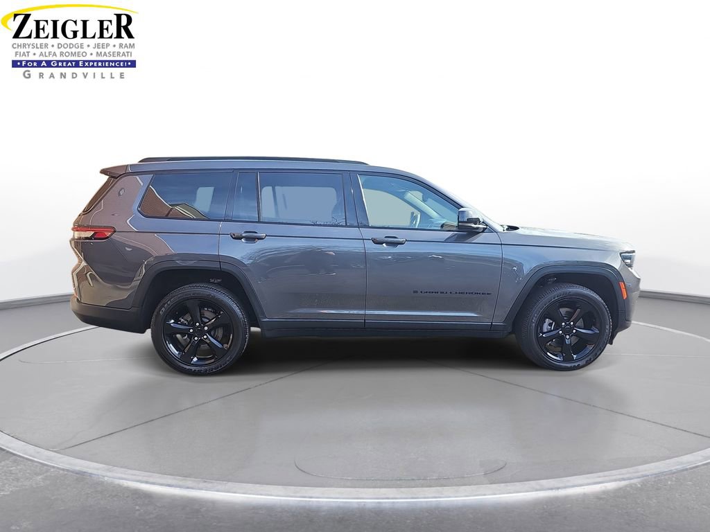 Certified 2023 Jeep Grand Cherokee L Laredo AWD/4WD image 4