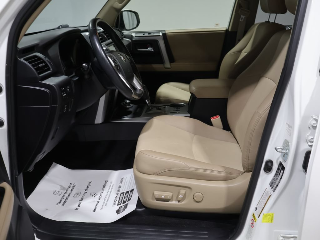 Used 2018 Toyota 4Runner SR5 Premium AWD/4WD image 10