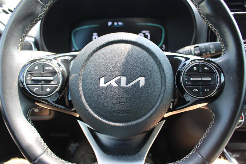 Used 2023 Kia Soul GT-Line FWD image 13