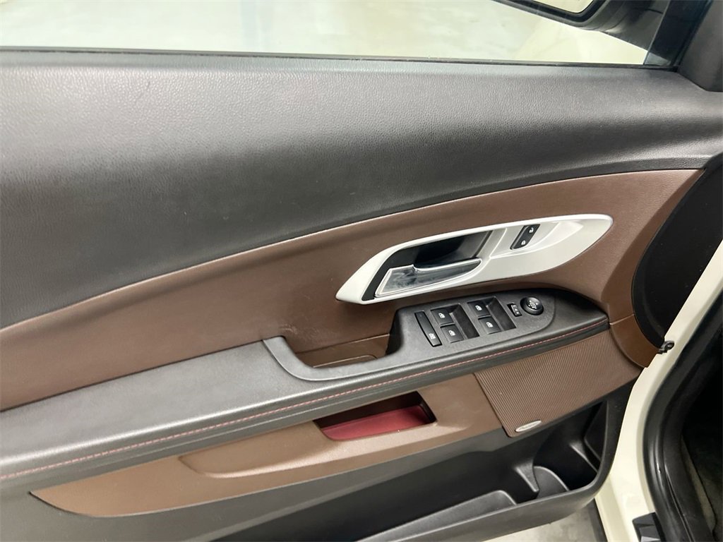 Used 2013 Chevrolet Equinox LTZ image 21