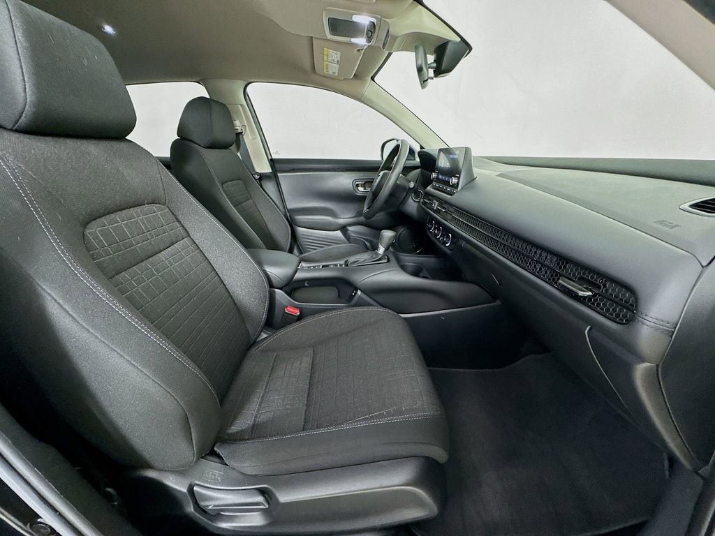 Used 2024 Honda HR-V LX image 33