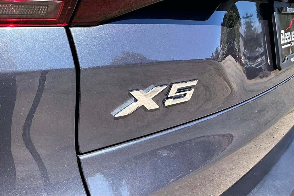 Used 2021 BMW X5 xDrive40i w/ Premium Package AWD/4WD image 33