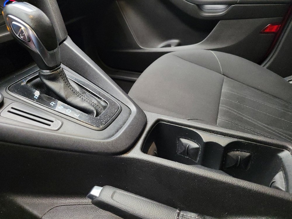 Used 2016 Ford Focus SE FWD image 26
