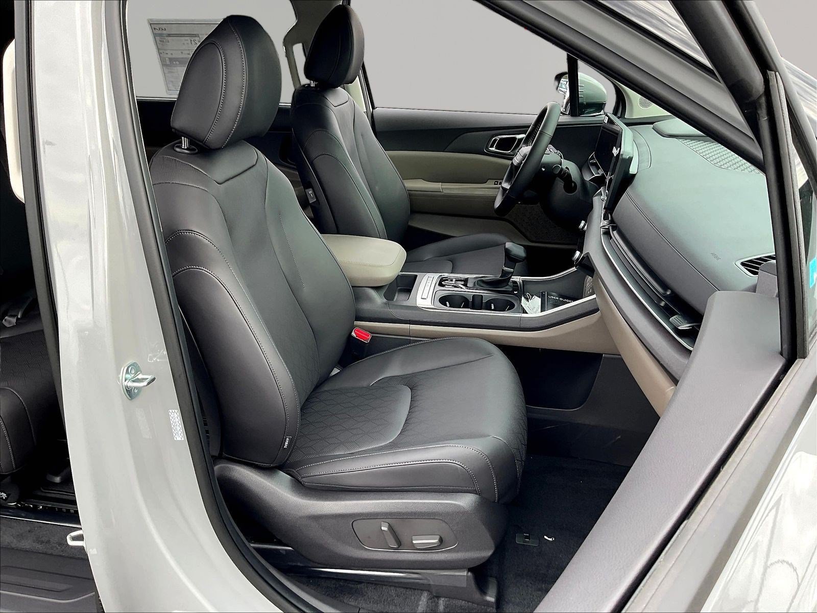 New 2027 Kia Carnival EX FWD image 19