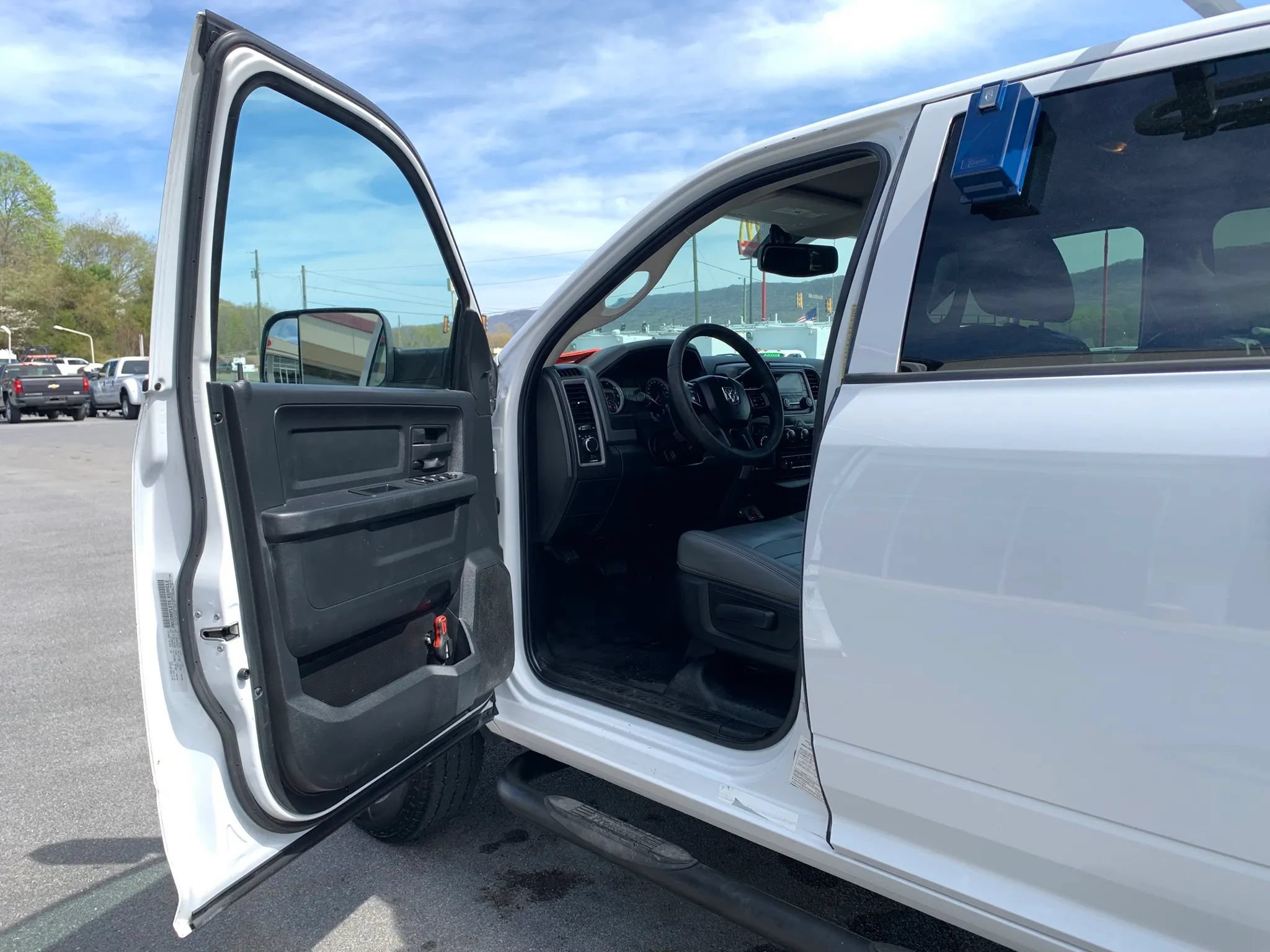 Used 2015 RAM 3500 Tradesman AWD/4WD image 8
