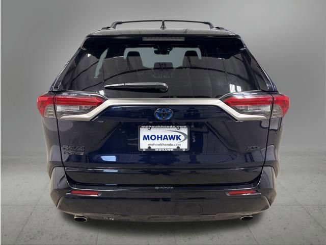 Used 2021 Toyota RAV4 XSE w/ Premium Package AWD/4WD image 4