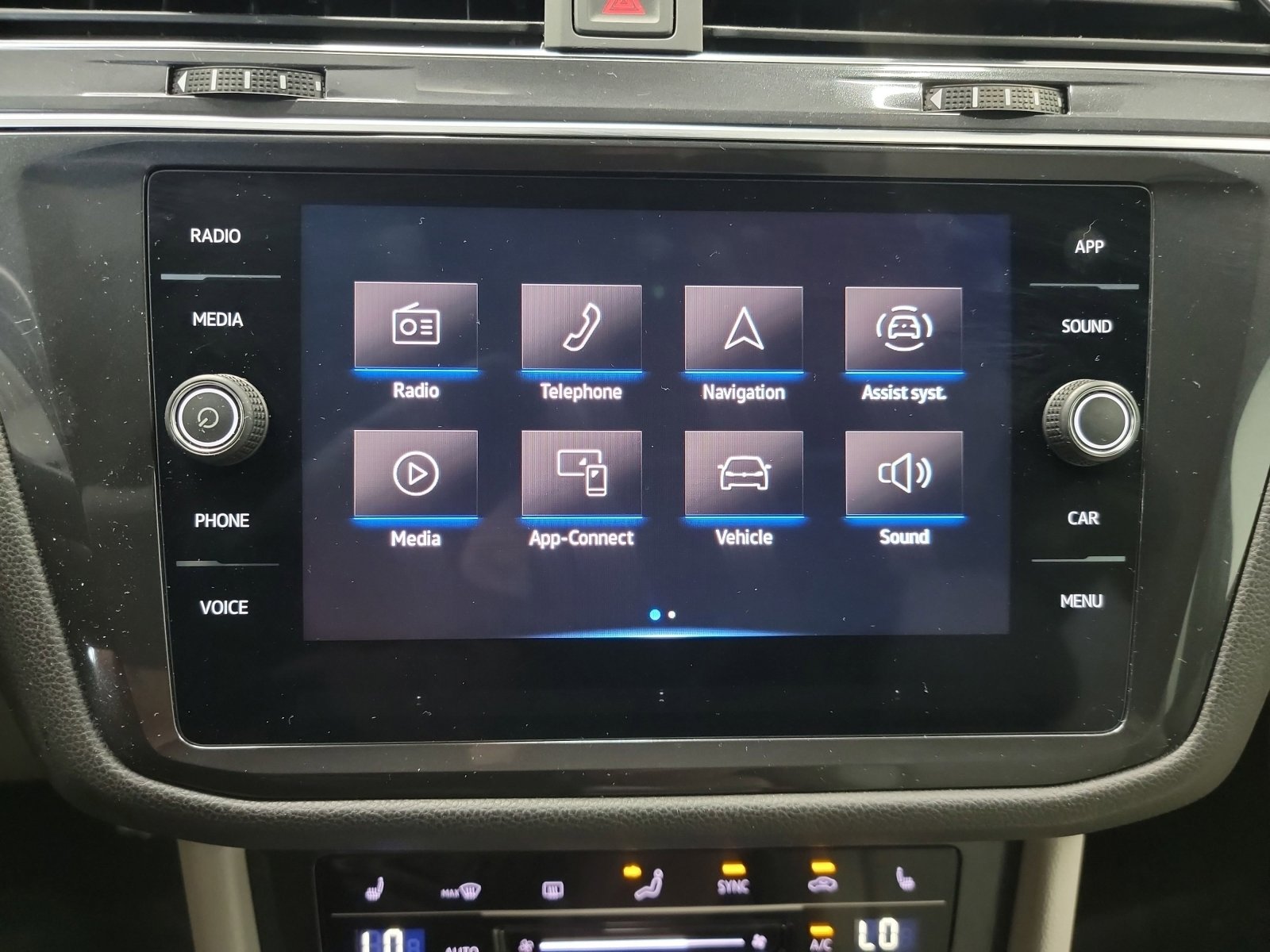 Used 2023 Volkswagen Tiguan SE R-Line AWD/4WD image 22
