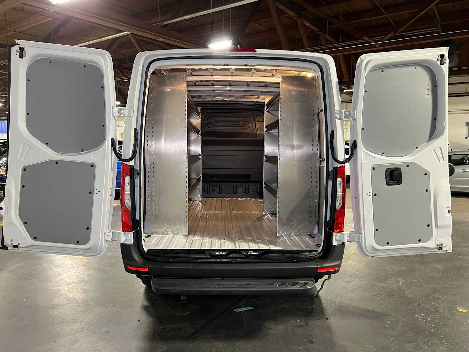 Used 2025 Mercedes-Benz Sprinter 2500 image 17