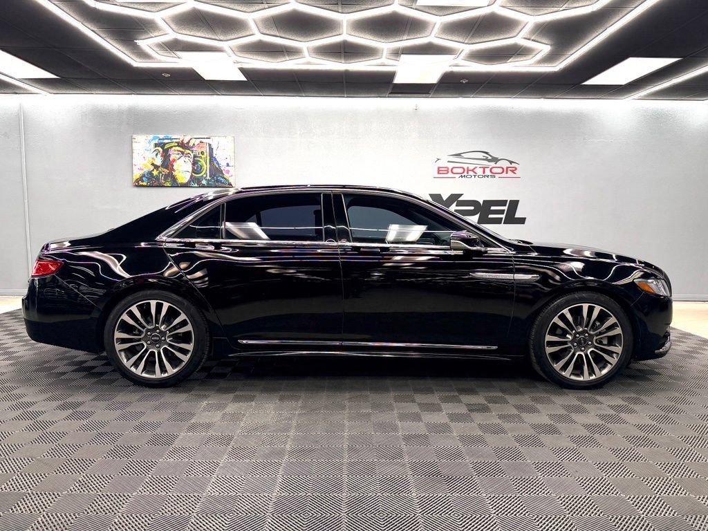 Used 2017 Lincoln Continental Select AWD/4WD image 17