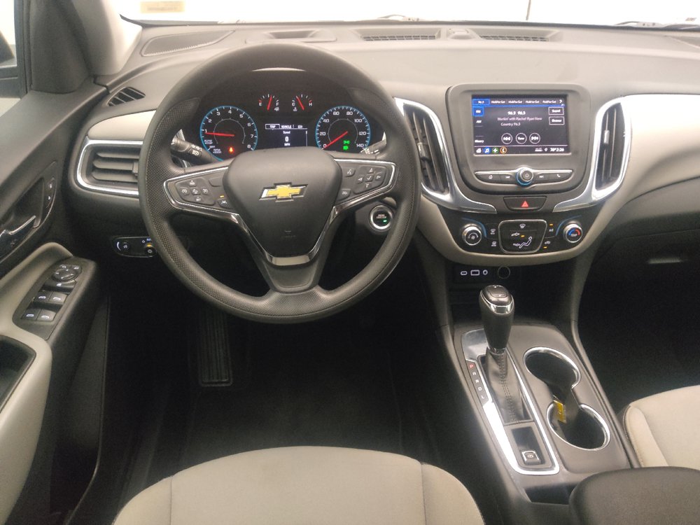 Used 2021 Chevrolet Equinox LS FWD image 22