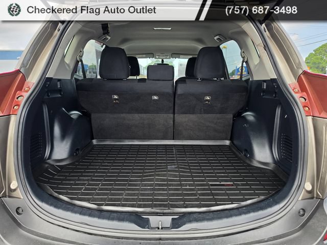 Used 2014 Toyota RAV4 LE FWD image 17