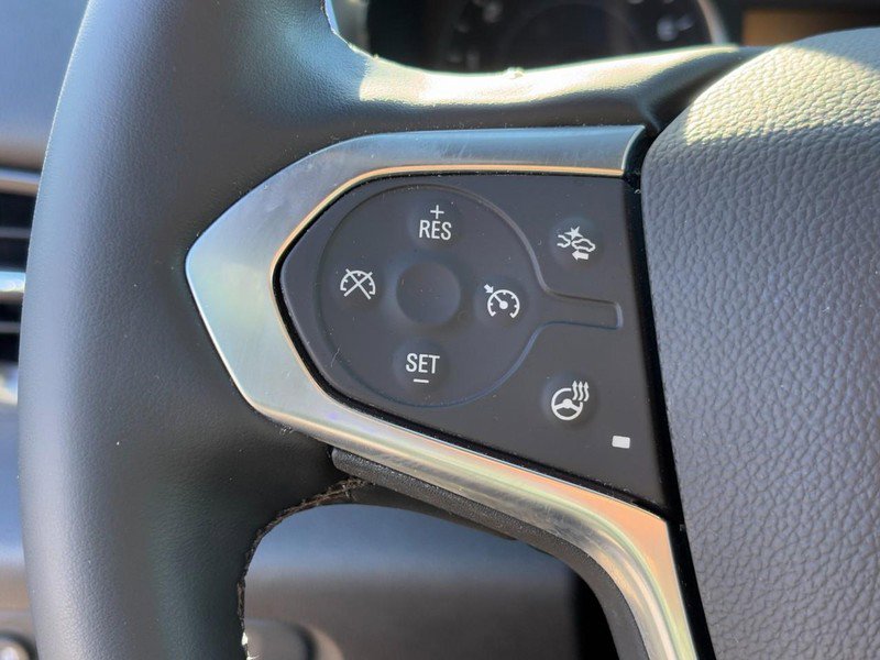 Used 2023 Chevrolet Traverse LT w/ LPO, Floor Liner Package image 19