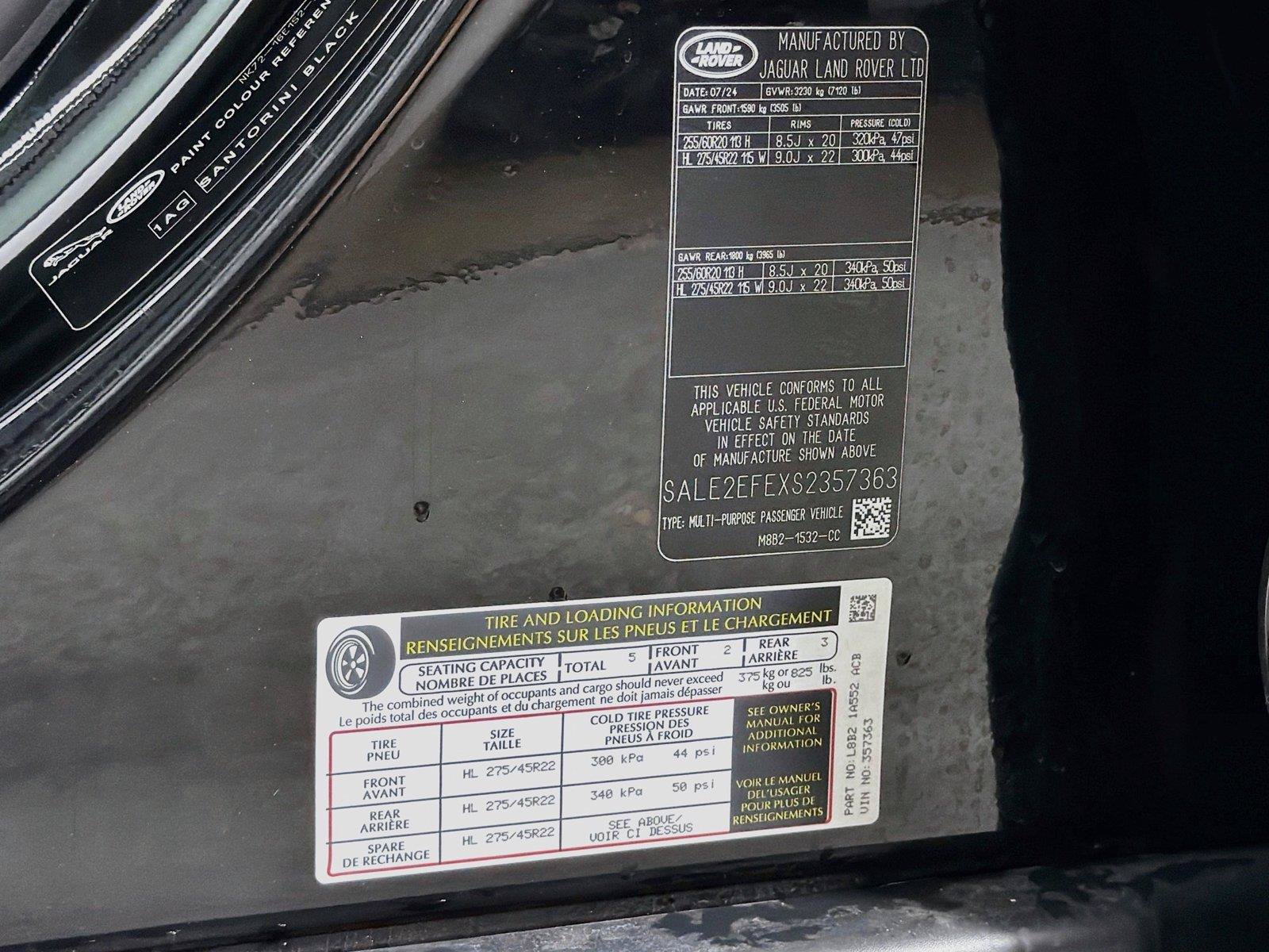 Certified 2025 Land Rover Defender 110 X-Dynamic SE AWD/4WD image 33