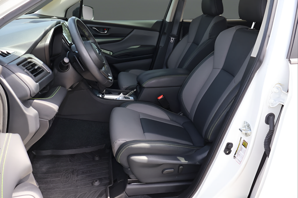 Used 2023 Subaru Ascent Onyx Edition AWD/4WD image 15
