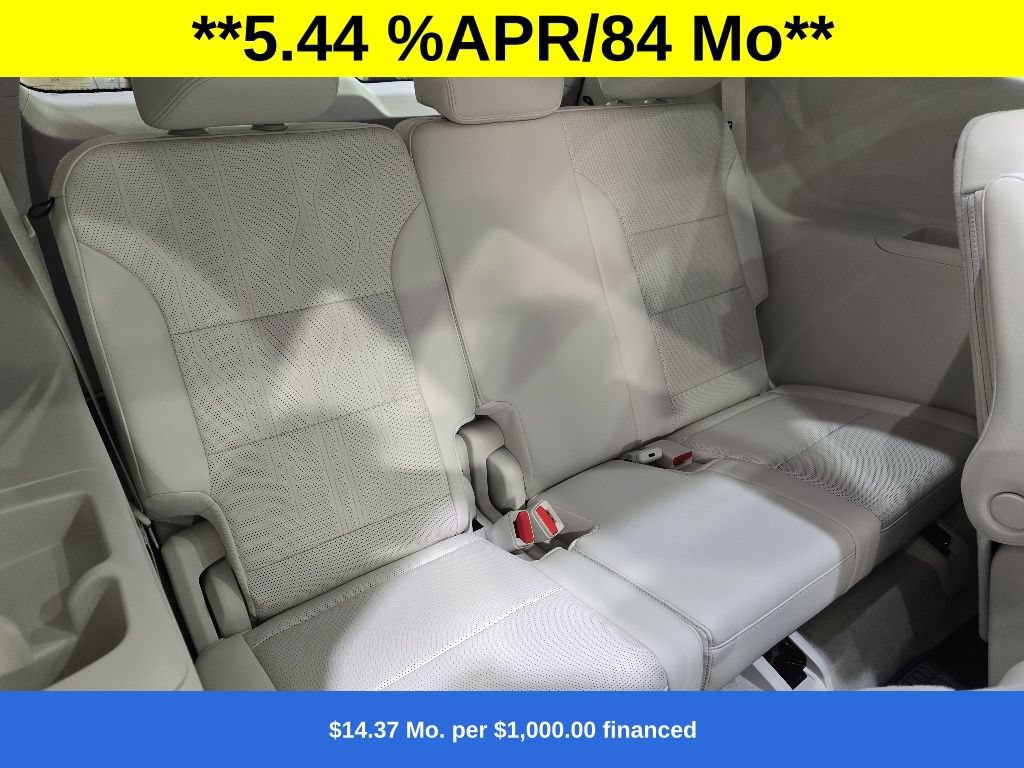 New 2026 Buick Enclave Avenir w/ Super Cruise Package AWD/4WD image 13